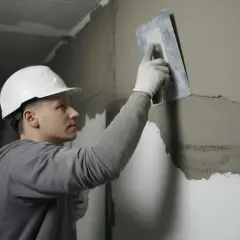 Tynk maszynowy ręcznie? Poradnik, jak to zrobić dobrze!