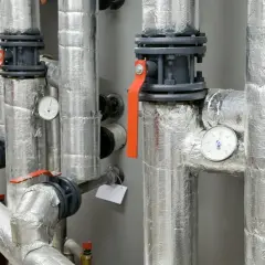 Izolacja rur CO: Niższe rachunki i trwałość instalacji? Poradnik!