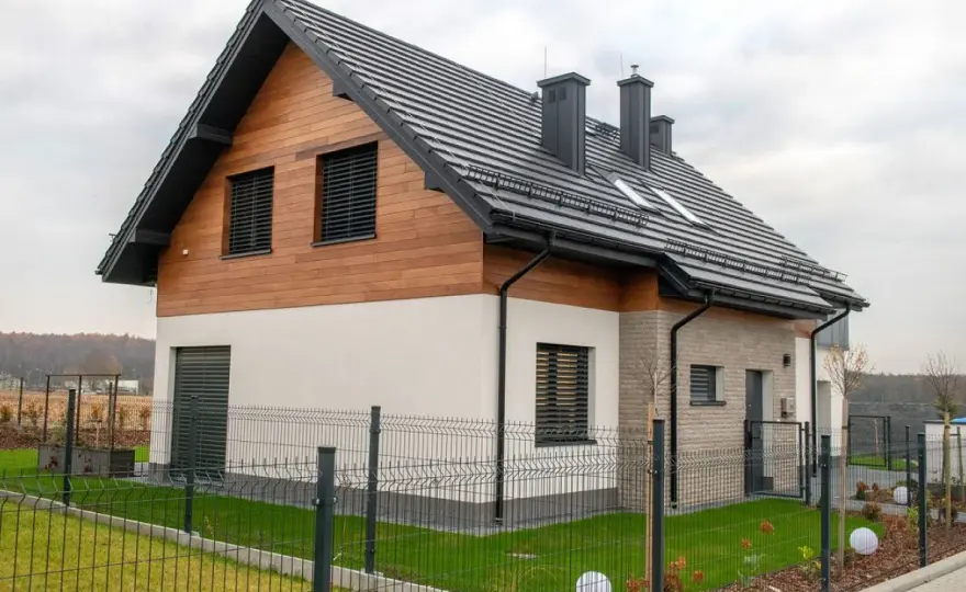 Dach dwuspadowy - kiedy warto go wybrać i ile kosztuje?