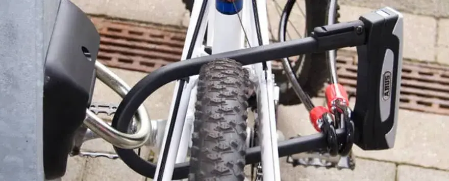 Kotwa do roweru: Wybierz i zamontuj bezpiecznie! Poradnik eksperta