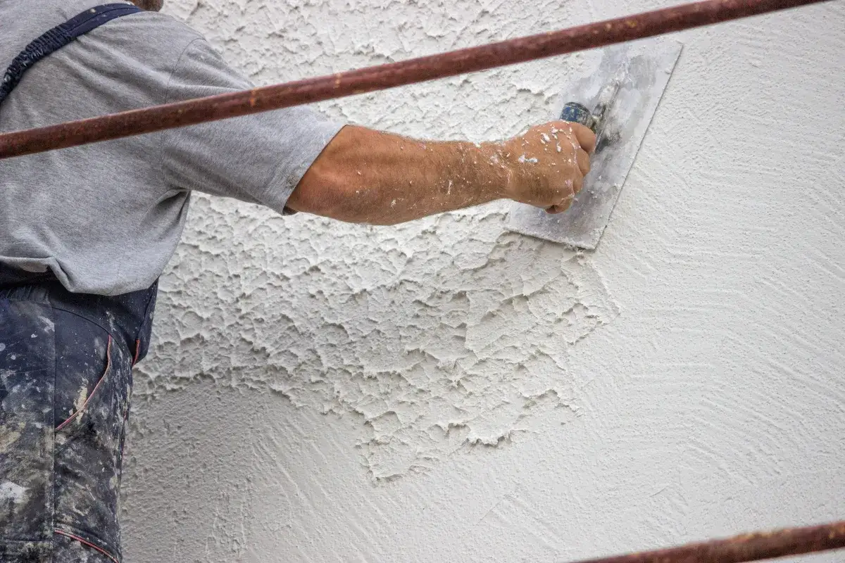 efekty tynku ozdobnego beton trawertyn kornik